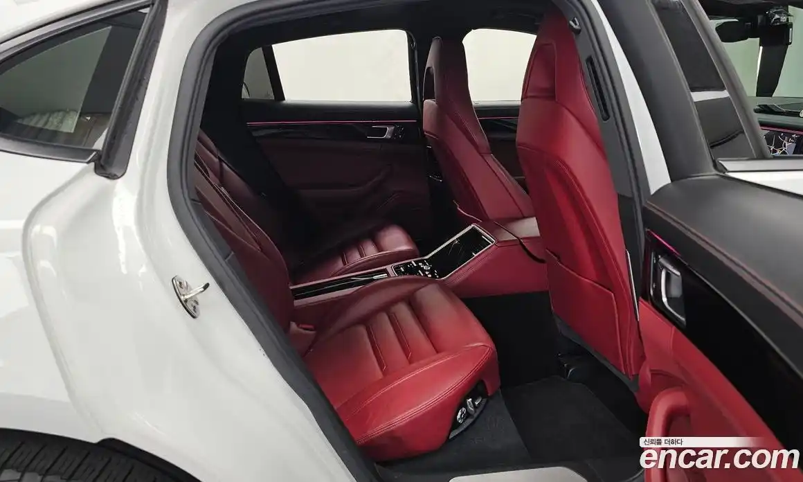Porsche Panamera 2018 3.0 автомат (гидро), фото 12