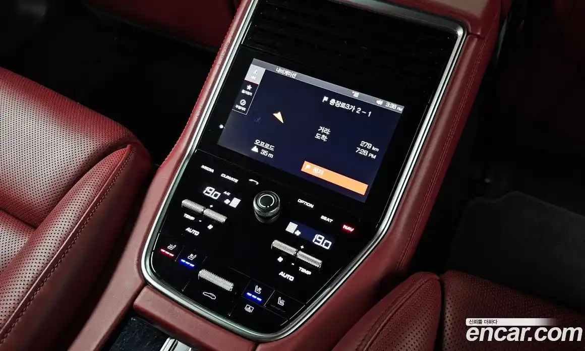 Porsche Panamera 2018 3.0 автомат (гидро), фото 18