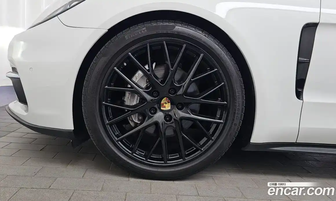 Porsche Panamera 2018 3.0 автомат (гидро), фото 5
