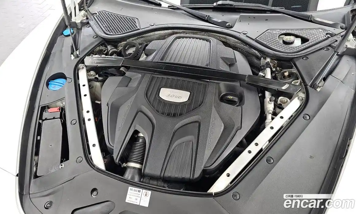 Porsche Panamera 2018 3.0 автомат (гидро), фото 6