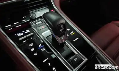 Porsche Panamera 2018 3.0 автомат (гидро), миниатюра 9