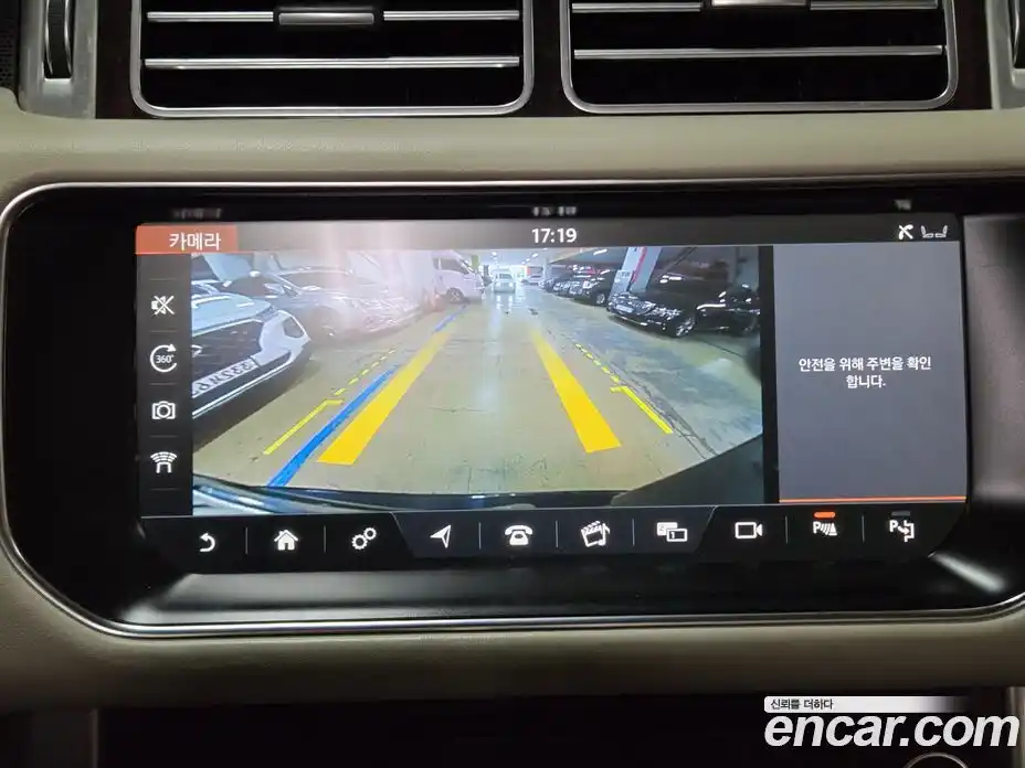 Land Rover Range Rover 2017 4.4 автомат (гидро), фото 11