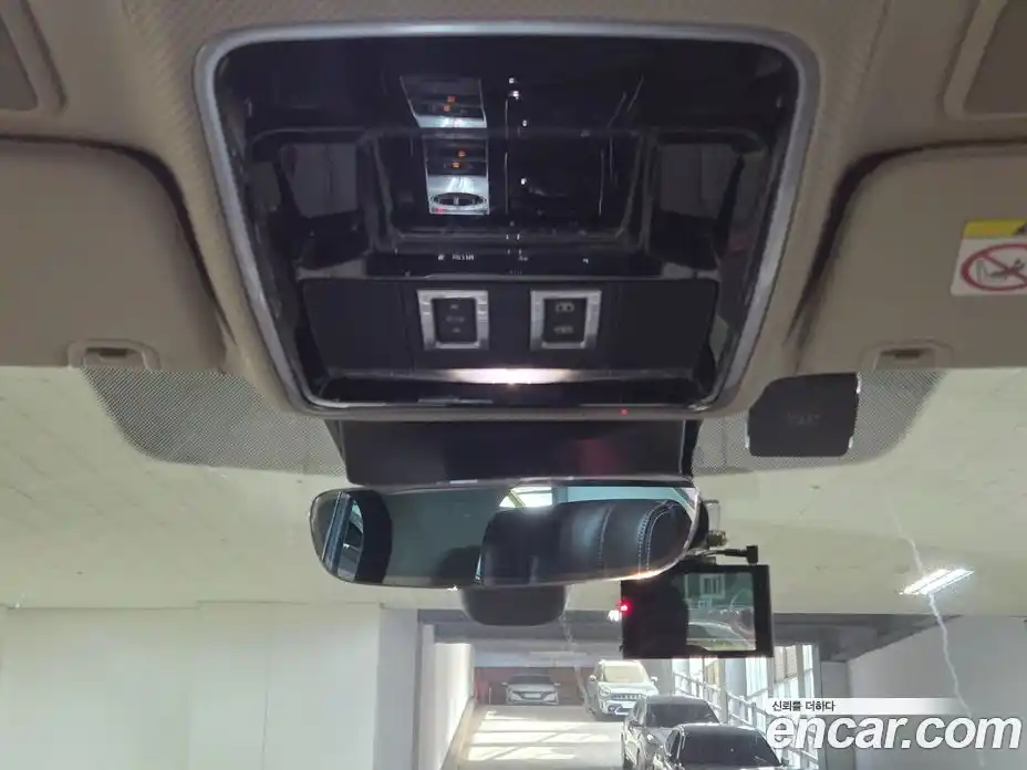 Land Rover Range Rover 2017 4.4 автомат (гидро), фото 17