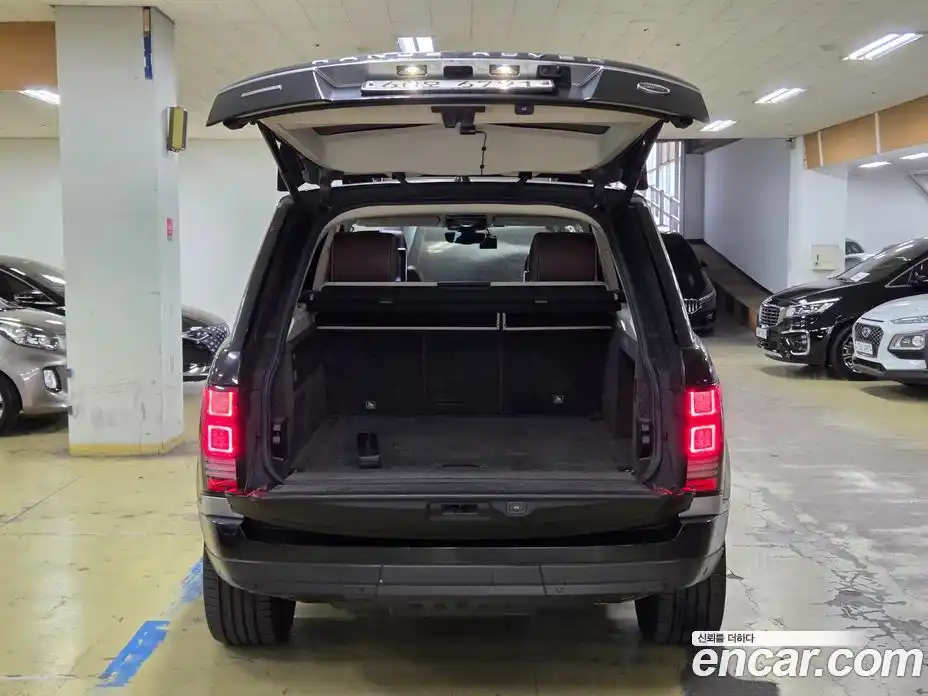 Land Rover Range Rover 2017 4.4 автомат (гидро), фото 20