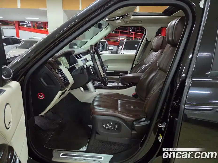 Land Rover Range Rover 2017 4.4 автомат (гидро), фото 6
