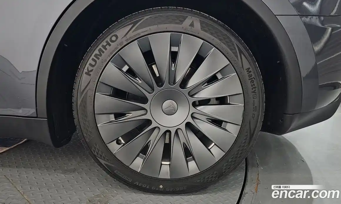 Tesla Model Y 2023 0.2 гидро, фото 7
