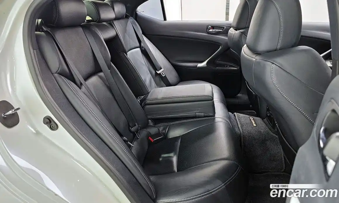 Lexus IS 2010 2.5 гидро, фото 12