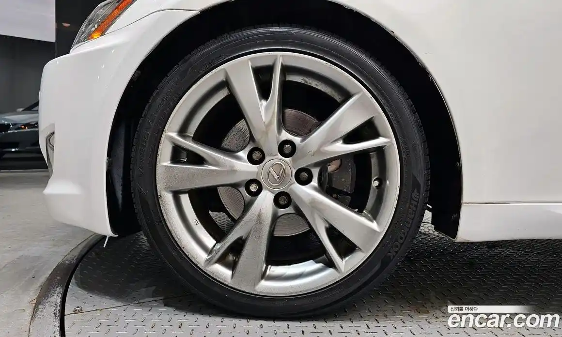 Lexus IS 2010 2.5 гидро, фото 5