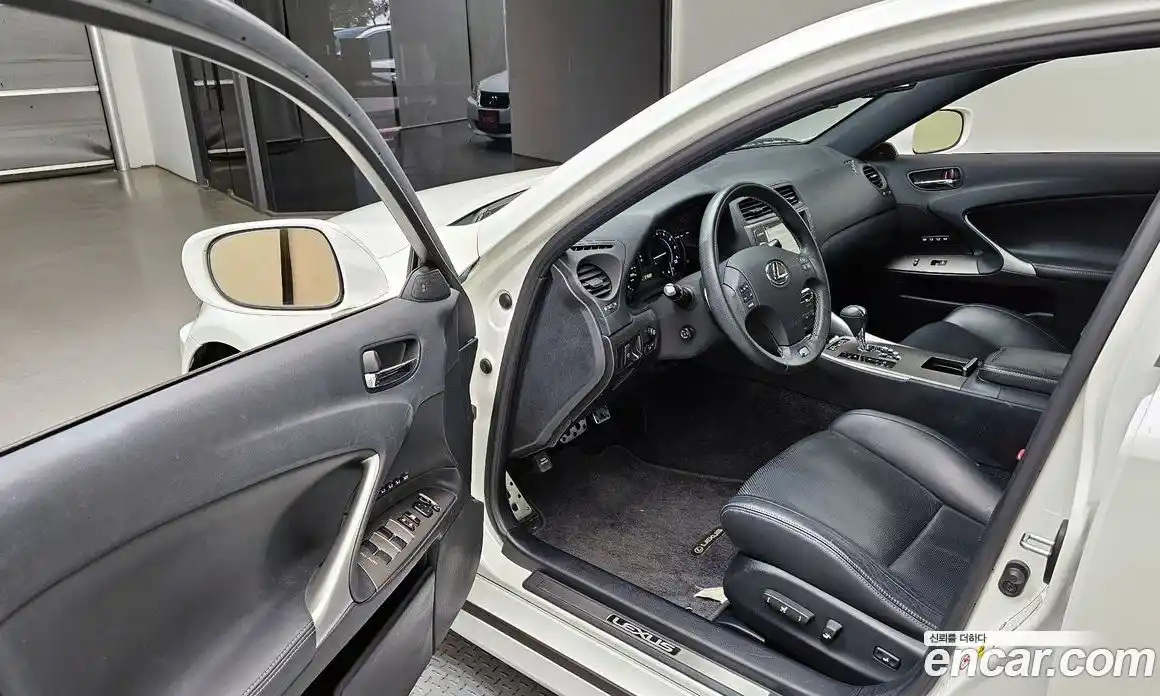 Lexus IS 2010 2.5 гидро, фото 10