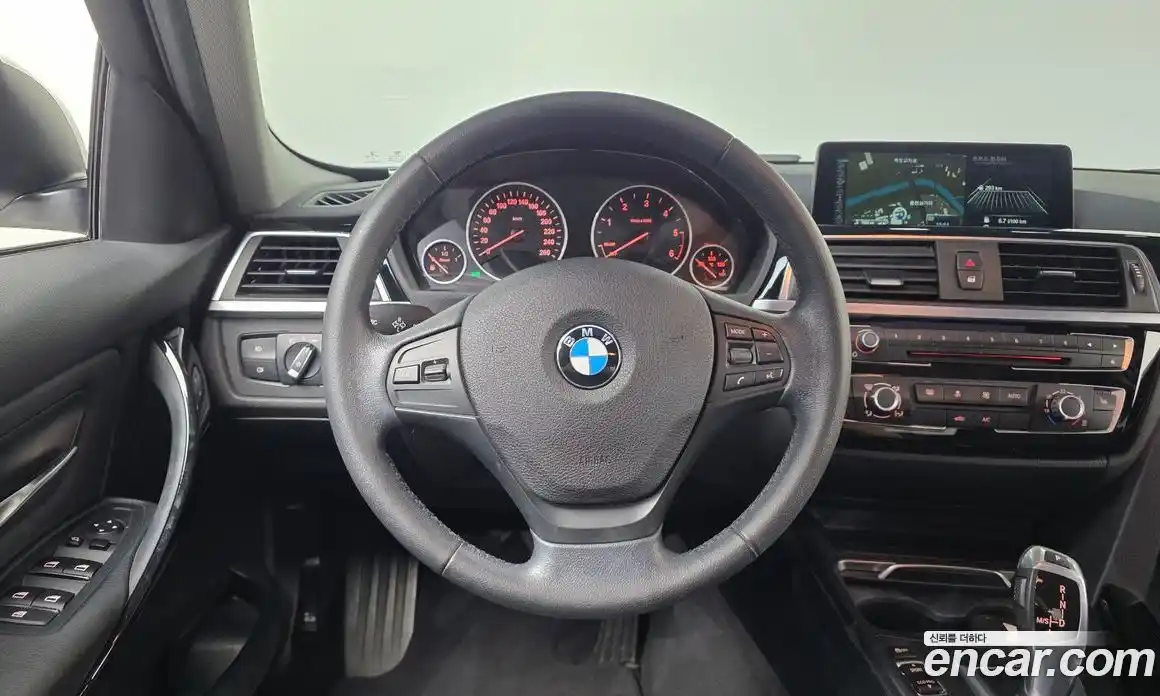 BMW 3 серия 2015 2.0 автомат (гидро), фото 13