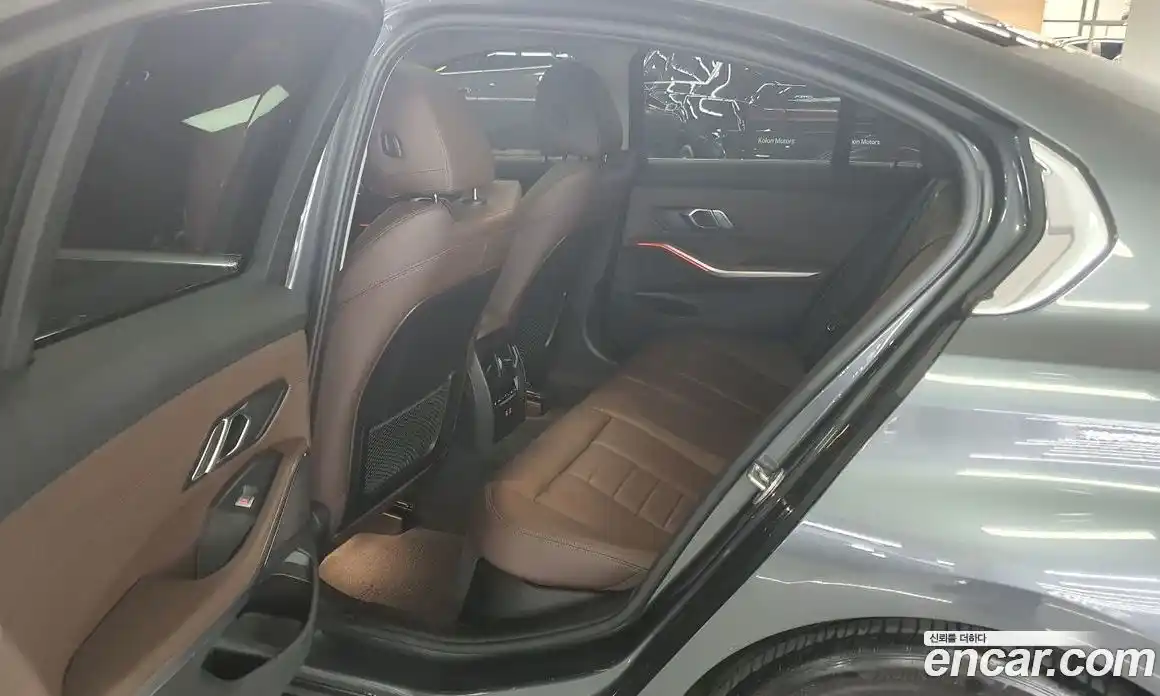 BMW 3 серия 2021 2.0 автомат (гидро), фото 12