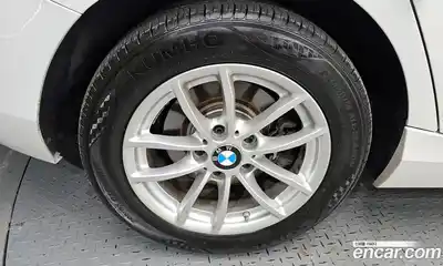 BMW 1 серия 2018 2.0 автомат (гидро), миниатюра 4