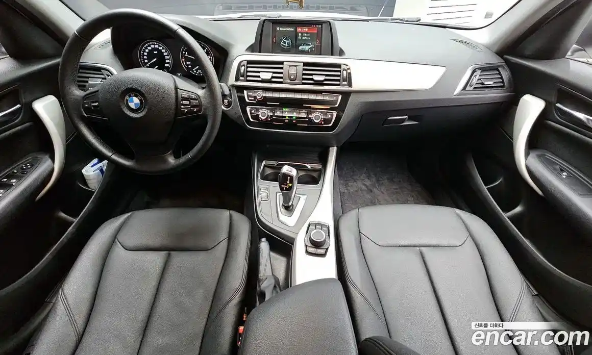 BMW 1 серия 2018 2.0 автомат (гидро), фото 9