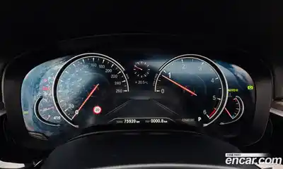 BMW 5 серия 2017 2.0 автомат (гидро), миниатюра 10