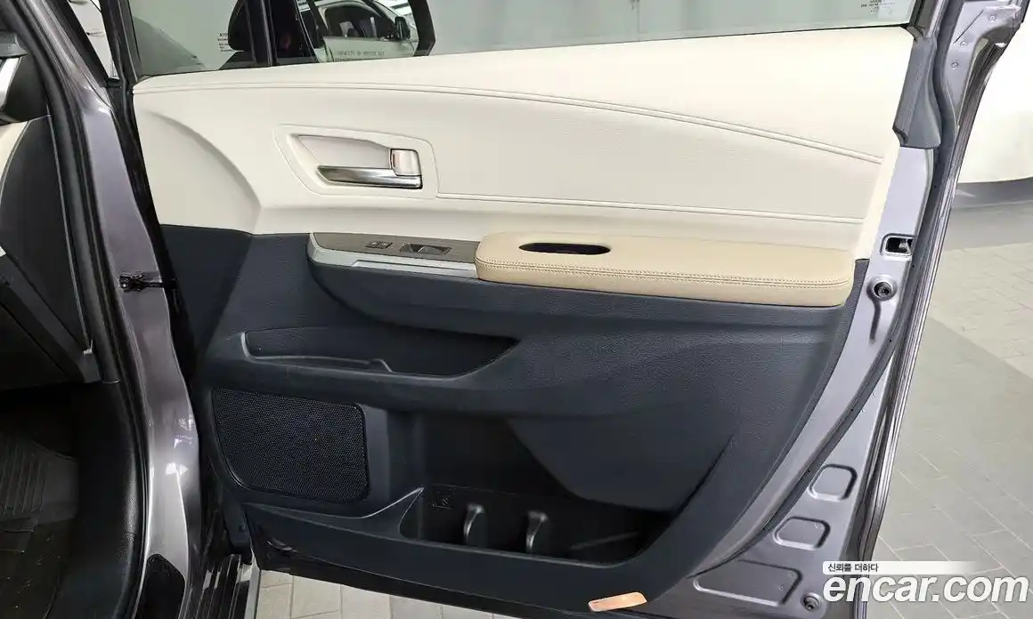 Toyota Sienna 2021 2.5 гидро, фото 15