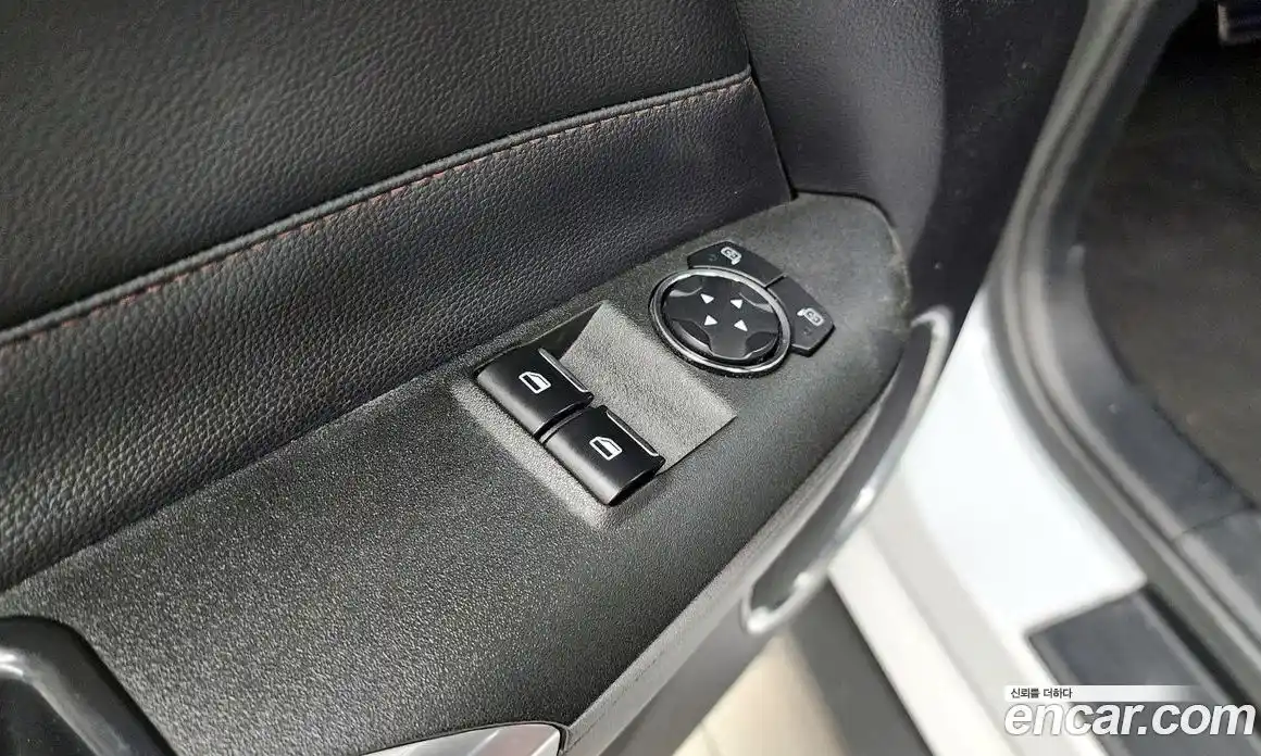 Ford Mustang 2017 2.3 автомат (гидро), фото 29