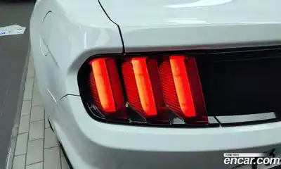 Ford Mustang 2017 2.3 автомат (гидро), миниатюра 9
