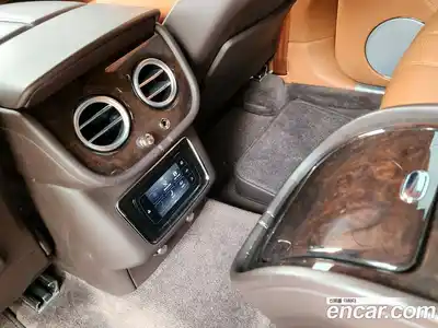 Bentley Bentayga 2017 6.0 гидро, миниатюра 12