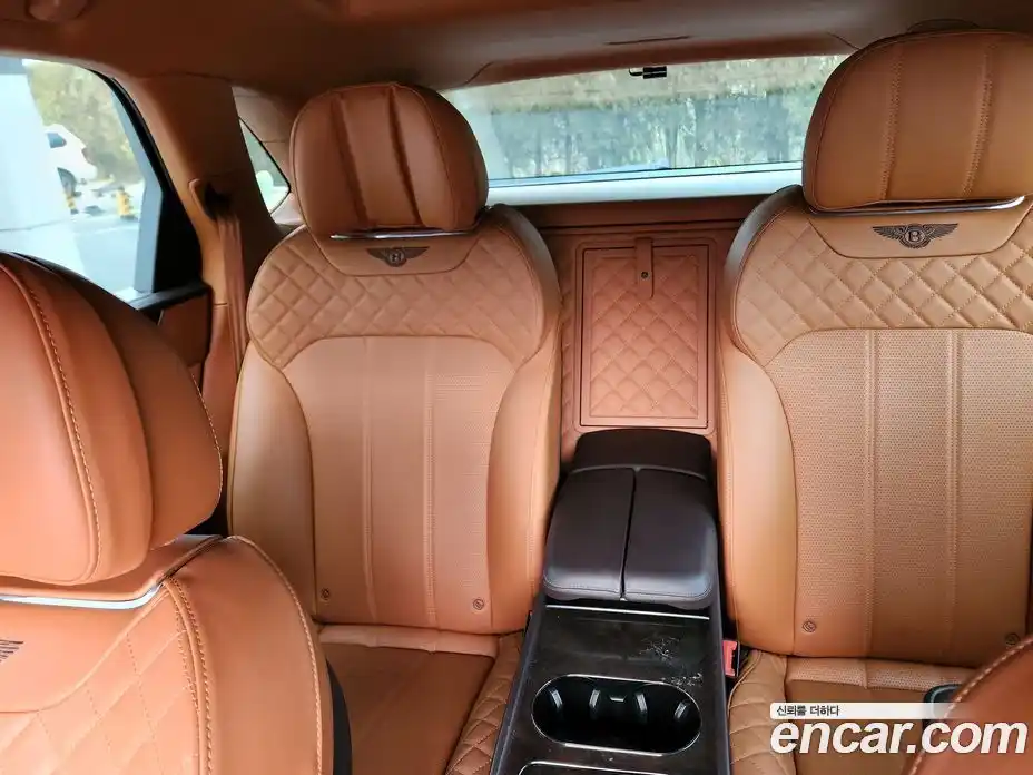 Bentley Bentayga 2017 6.0 гидро, фото 20