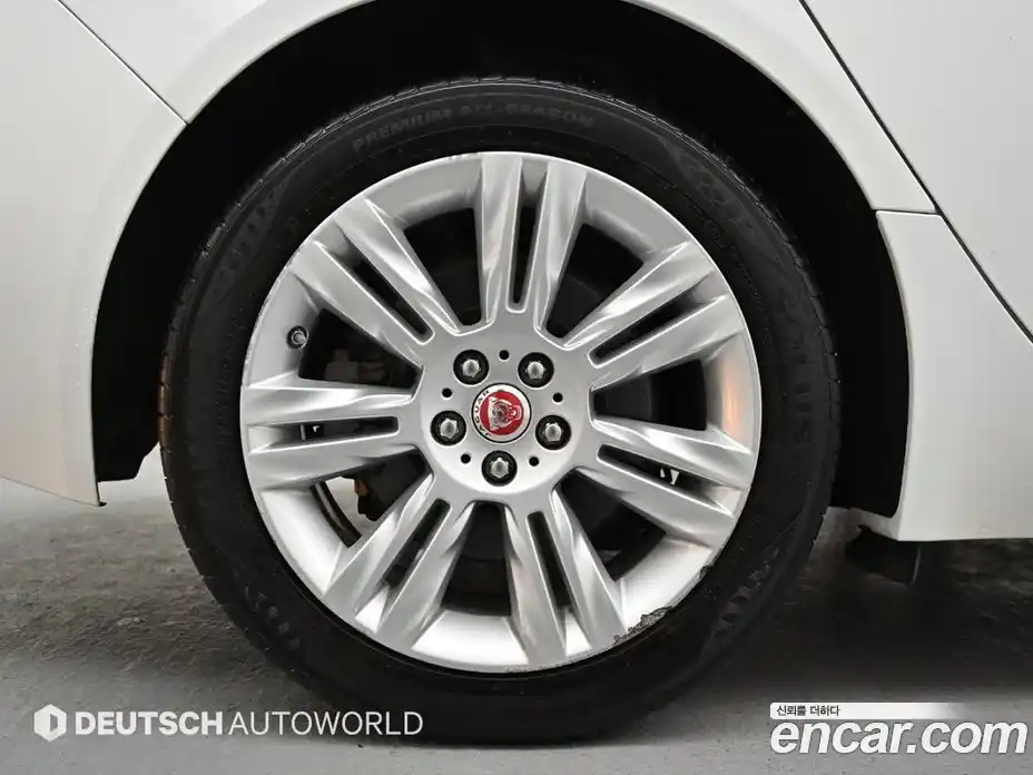 Jaguar XF 2018 2.0 гидро, фото 5