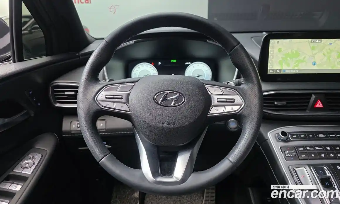 Hyundai Santa Fe 2023 2.5 автомат (гидро), фото 13
