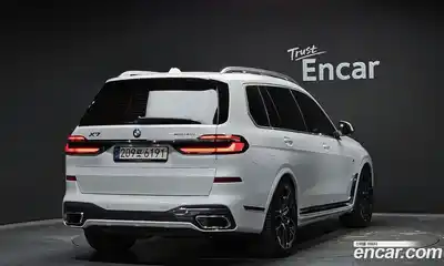 BMW X7 2023 3.0 автомат (гидро), миниатюра 2