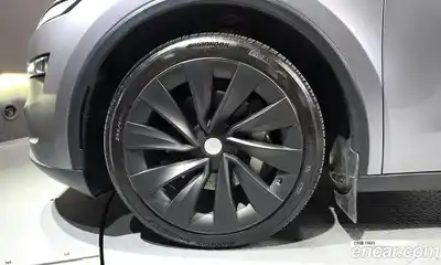 Tesla Model Y 2025 1.0 гидро, миниатюра 5