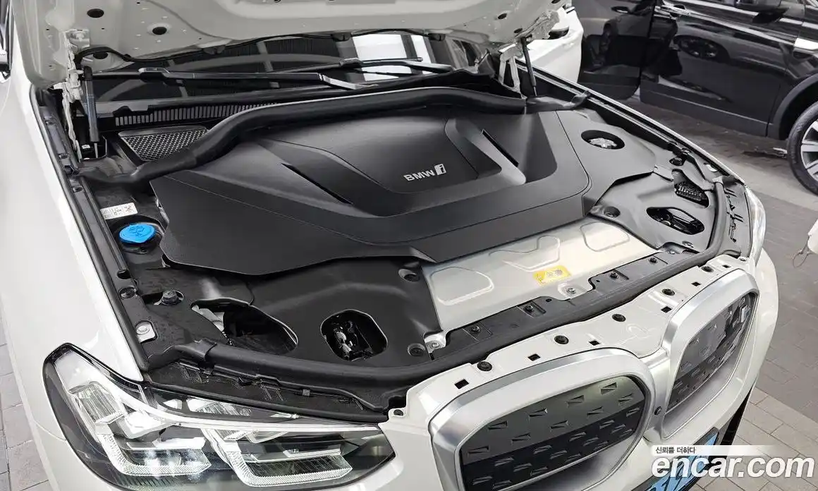 BMW iX3 2022 0.2 автомат (гидро), фото 6