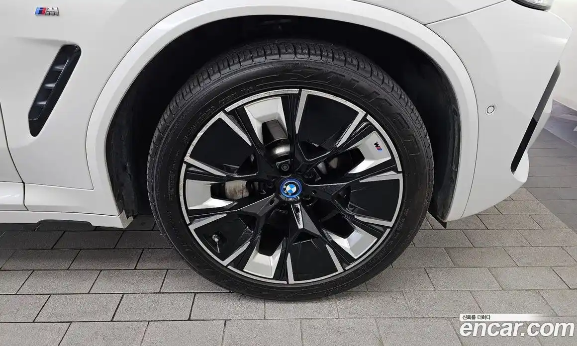 BMW iX3 2022 0.2 автомат (гидро), фото 7