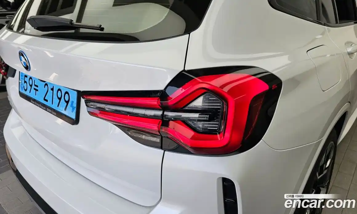 BMW iX3 2022 0.2 автомат (гидро), фото 9