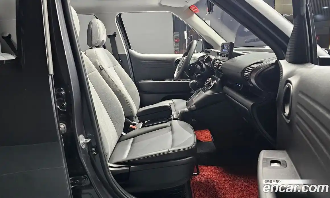 Hyundai Casper 2023 1.0 автомат (гидро), фото 11