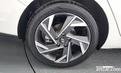 Hyundai Avante 2024 1.6 автомат (гидро), миниатюра 5