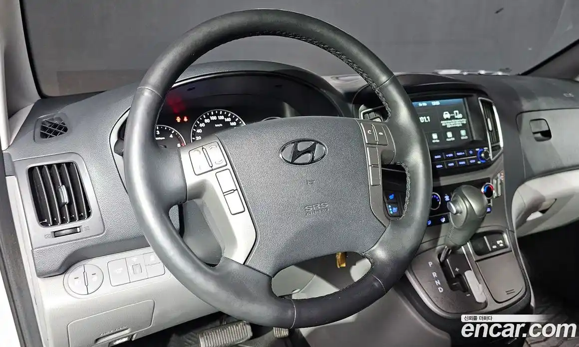 Hyundai Starex 2020 2.5 автомат (гидро), фото 13
