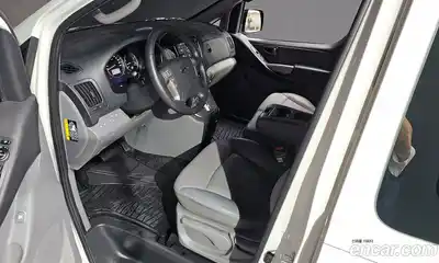 Hyundai Starex 2020 2.5 автомат (гидро), миниатюра 7
