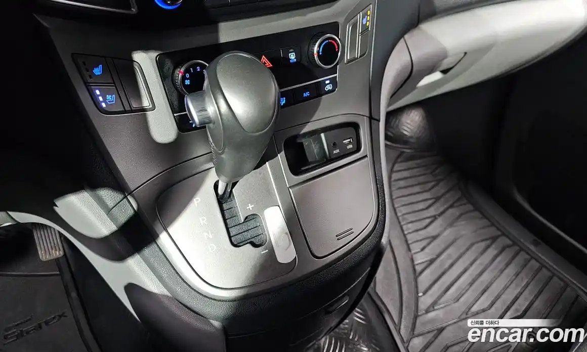 Hyundai Starex 2020 2.5 автомат (гидро), фото 9