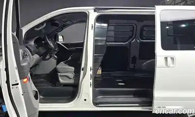 Hyundai Starex 2020 2.5 автомат (гидро), миниатюра 10