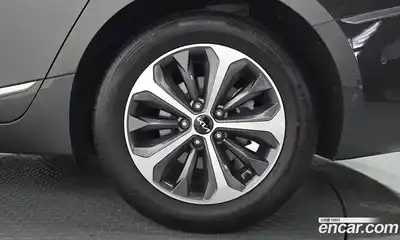 Kia K8 2023 1.6 автомат (гидро), миниатюра 7