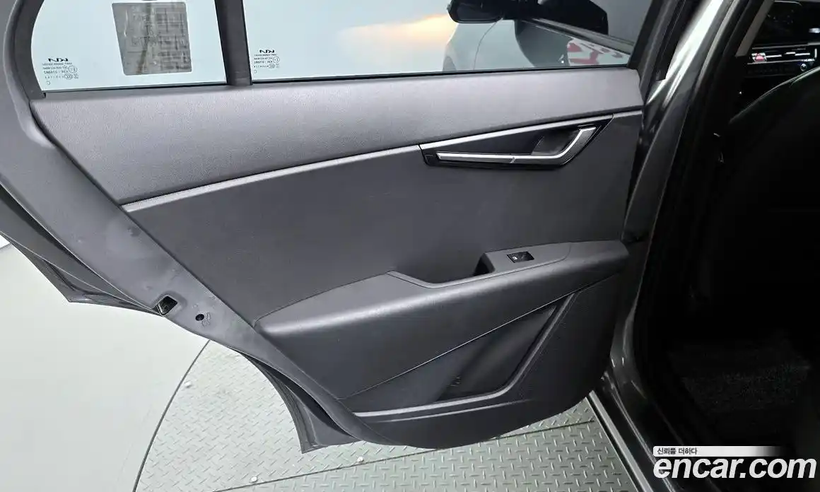 Kia Niro 2022 1.6 автомат (гидро), фото 15