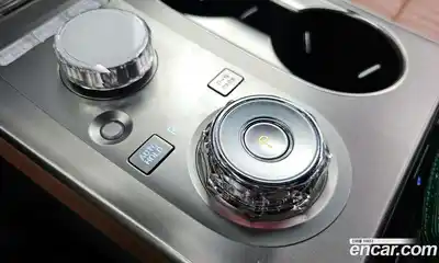 Genesis GV70 2024 2.5 автомат (гидро), миниатюра 12