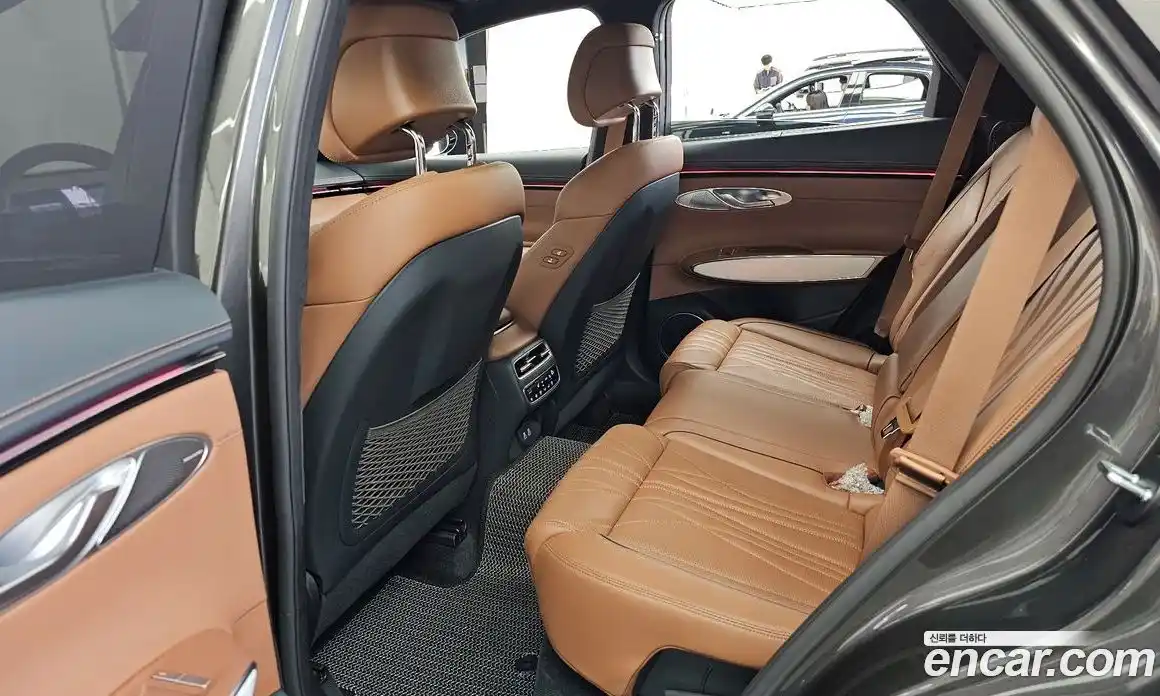 Genesis GV70 2024 2.5 автомат (гидро), фото 16