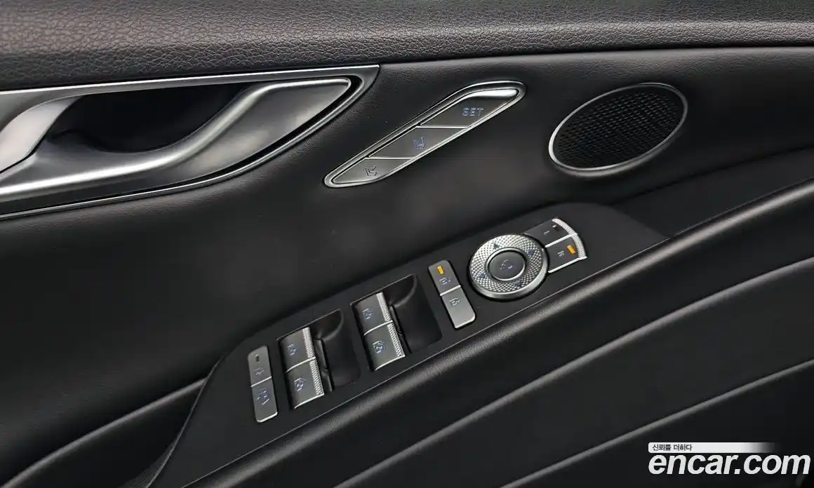 Genesis G80 2024 2.5 автомат (гидро), фото 24