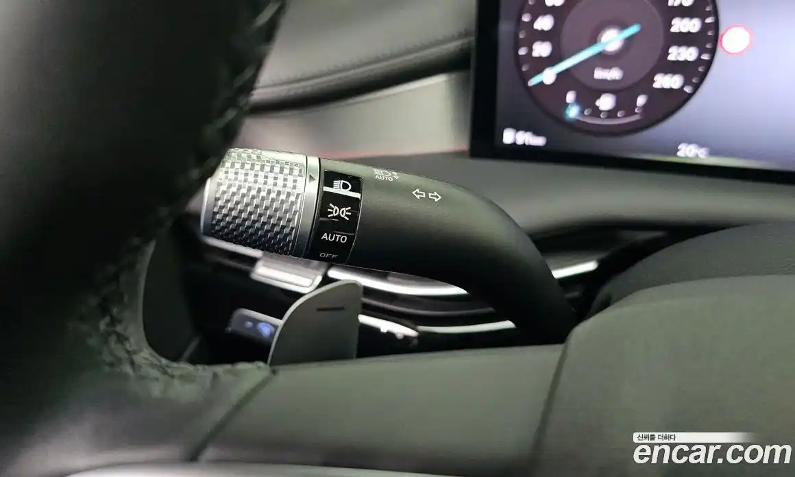 Genesis G80 2024 2.5 автомат (гидро), фото 30