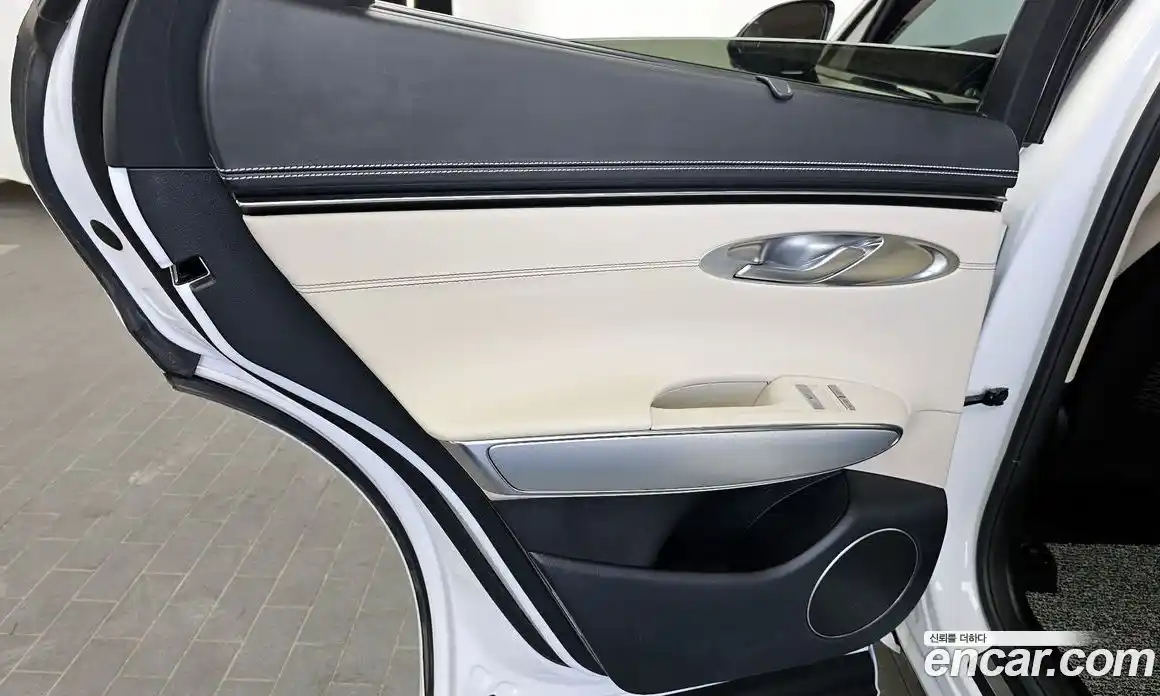 Genesis GV70 2021 2.5 автомат (гидро), фото 15