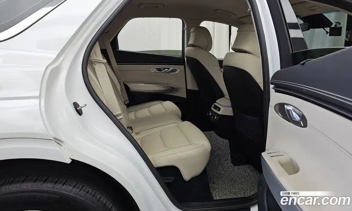 Genesis GV70 2021 2.5 автомат (гидро), фото 18