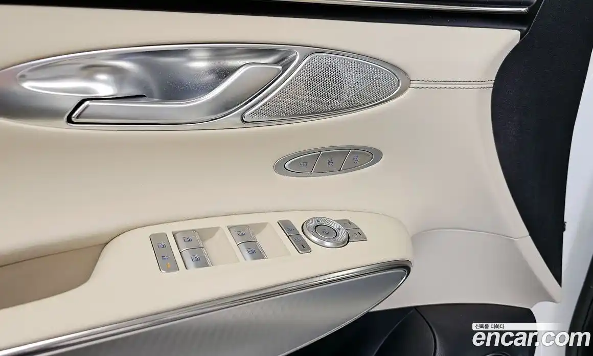 Genesis GV70 2021 2.5 автомат (гидро), фото 31