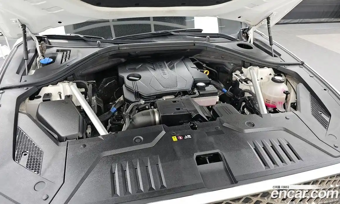 Genesis GV70 2021 2.5 автомат (гидро), фото 6
