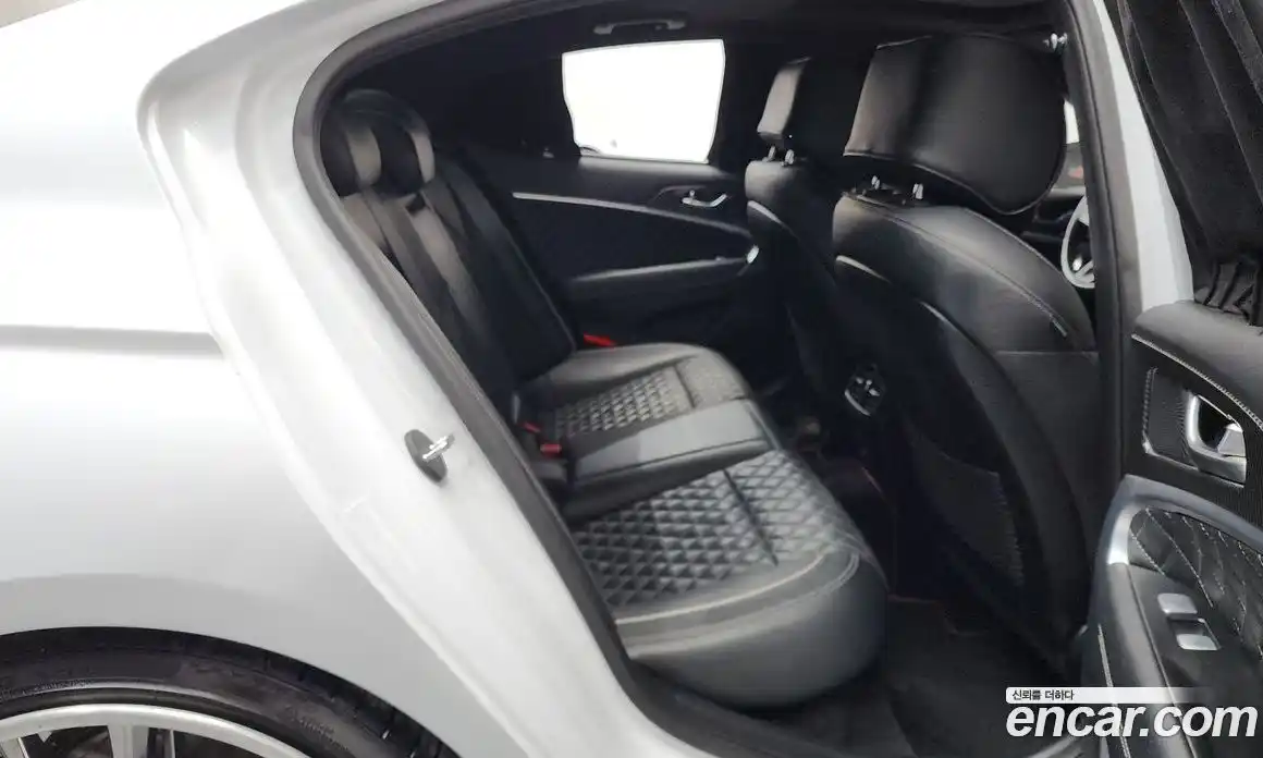 Genesis G70 2019 2.0 автомат (гидро), фото 11