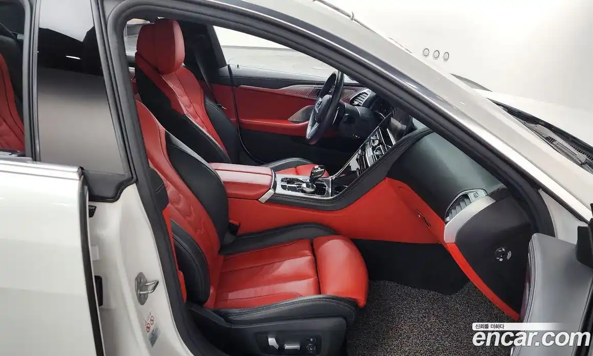 BMW 8 серия 2022 3.0 автомат (гидро), фото 16