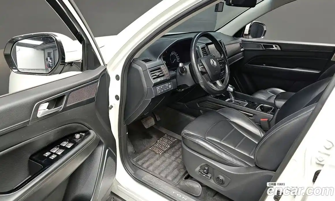 SsangYong Rexton 2019 2.2 автомат (гидро), фото 18