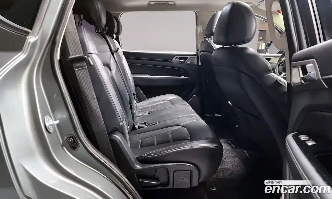 SsangYong Rexton 2017 2.2 автомат (гидро), фото 17